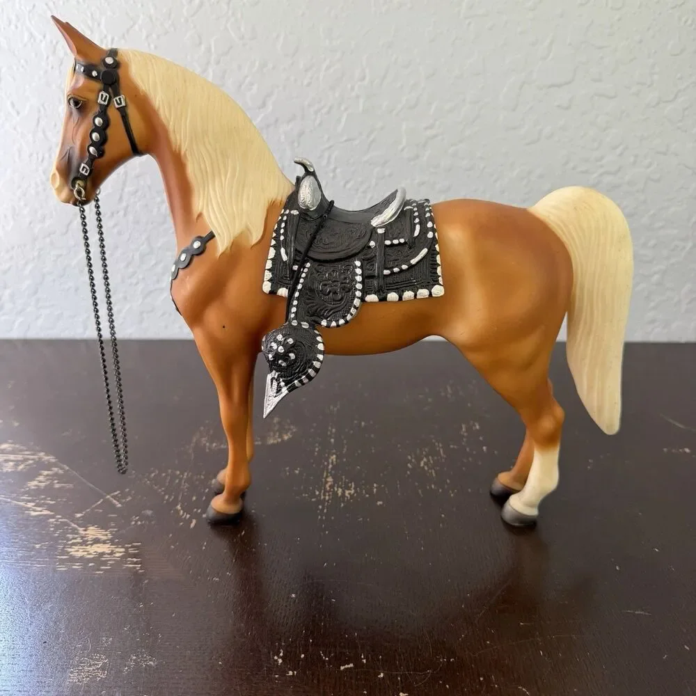 Breyer Traditional Roy Rogers Trigger #758 Hollywood Heroes w Saddle & Chain